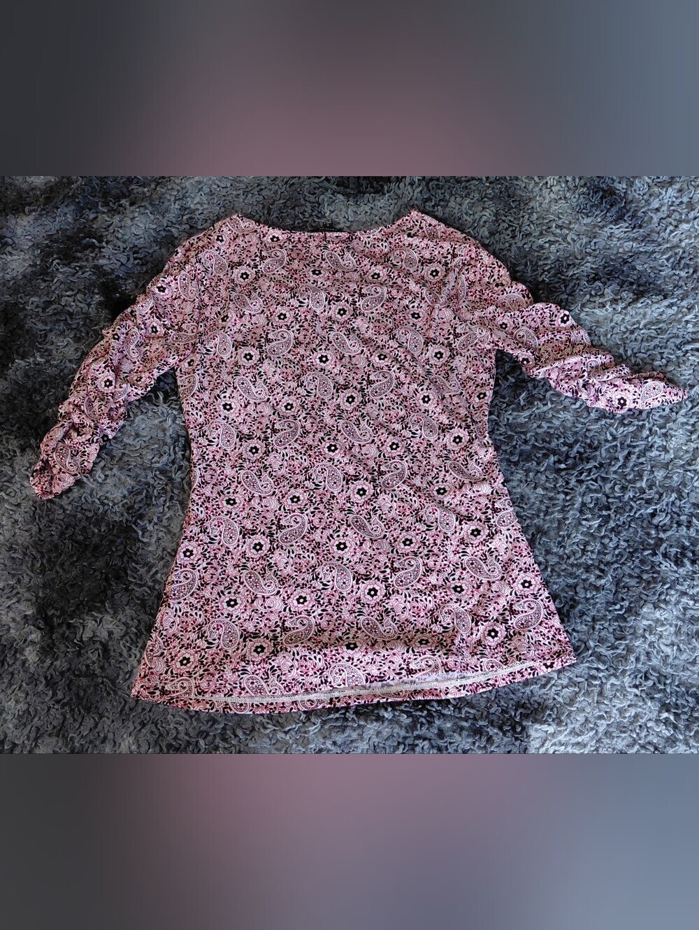 Premise Studio Paisley Floral top- Size S (ruched 3/4 sleeve) - Picture 2 of 4